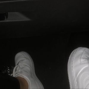 Meet your Posher, Esther